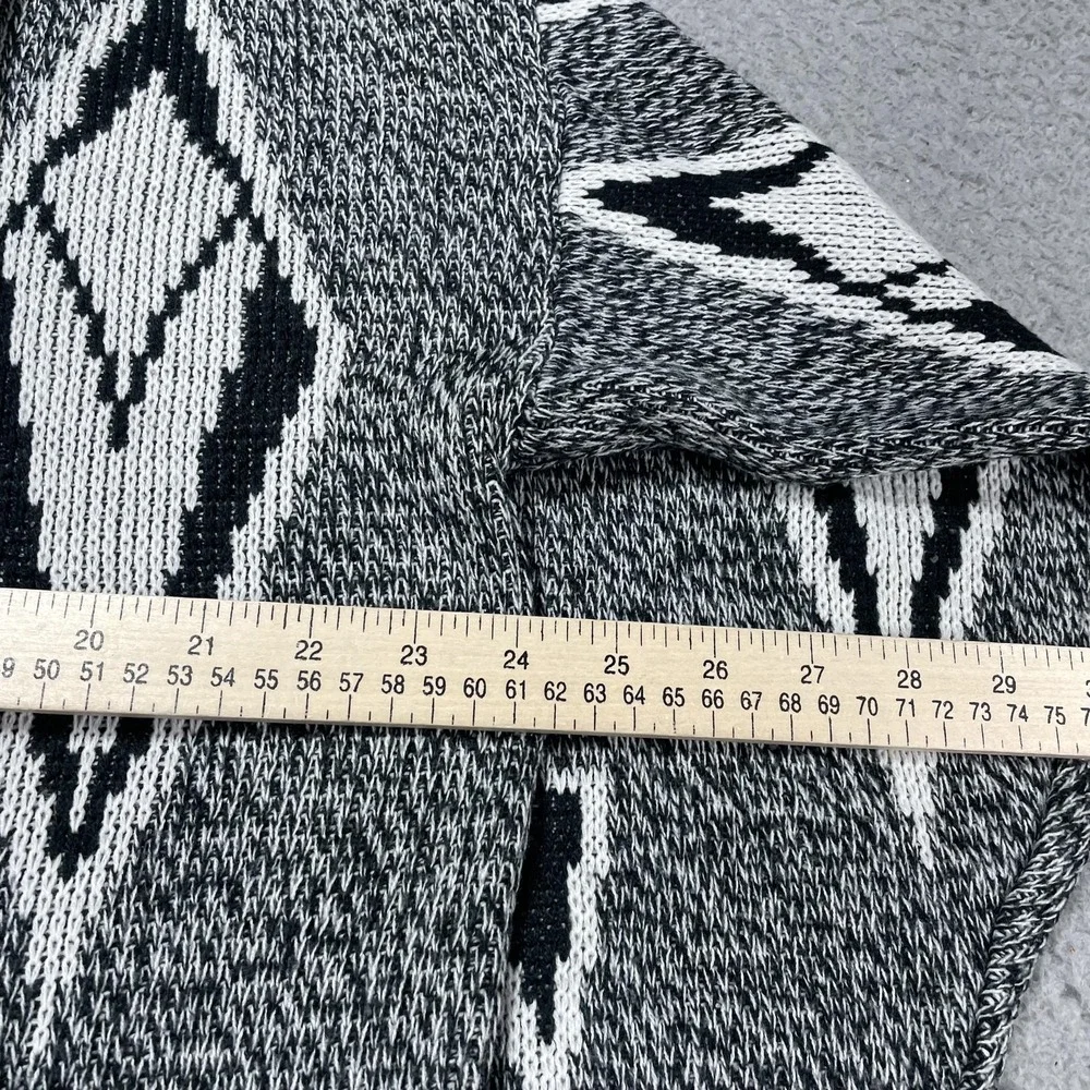 Vintage Montello Sweater Mens Medium Gray Aztec Geometric Knit Leather Crewneck‎